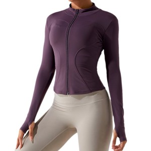 Autumn and winter new zippered long sleeved yoga jacket, quick drying and slimming yoga suit, women's running, fitness and sports top