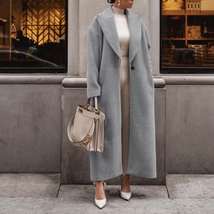 Warm coat in autumn and winter Long sleeve lapel women's plush coat women's coat