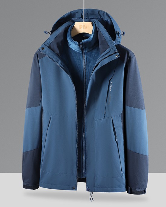 Autumn and winter models outdoor 3-in-1 punching jacket removable women's waterproof windbreaker jacket thickened fleece